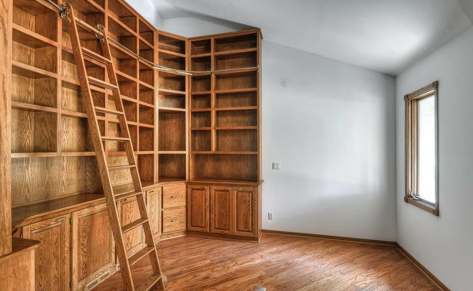 4435-S-184th-Plaza-2