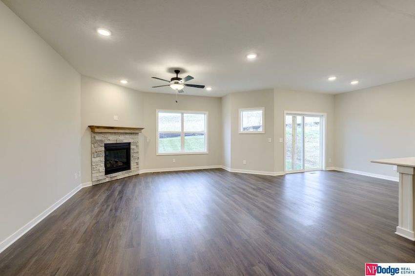 7416 North 175 Circle, Bennington