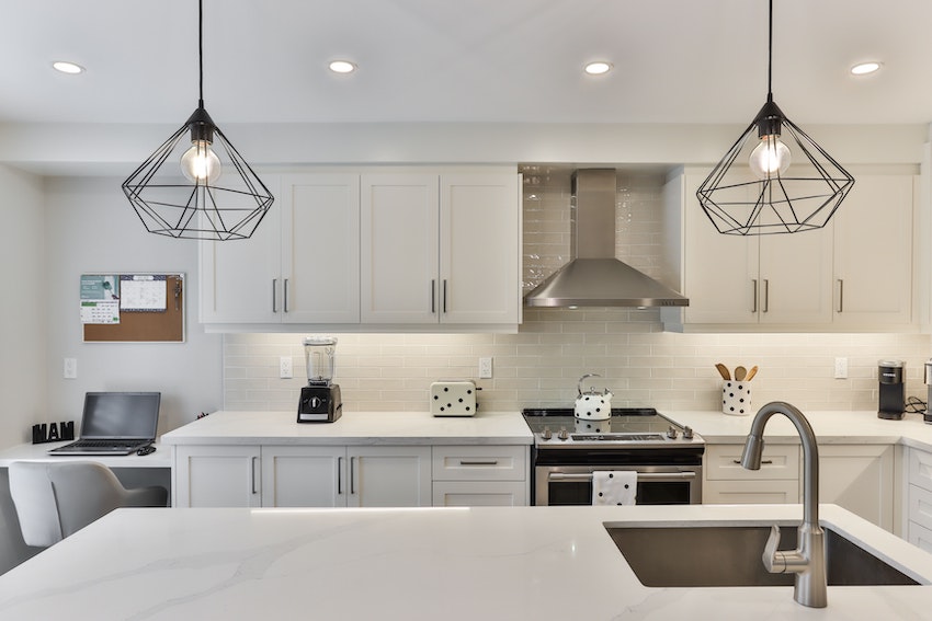 Ways to Be Competitive in Omaha's Hot Real Estate Market
