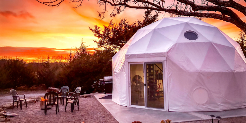 Glamping Destinations Near Omaha