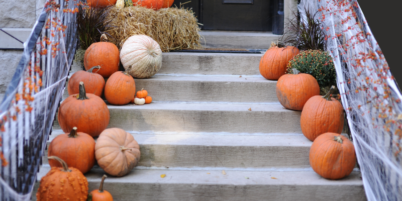 11 Ideas for Decorating Your Front Porch This Fall