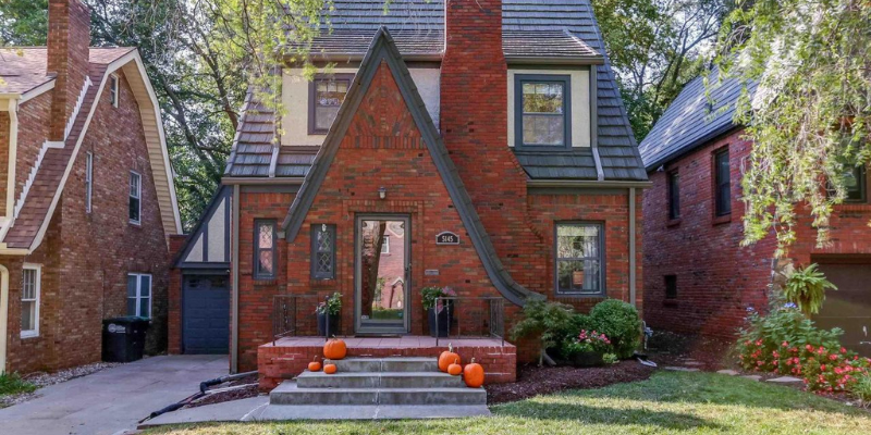 Cozy Houses for Sale in Omaha